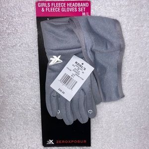 NWT girls fleece headband and fleece gloves set m/l